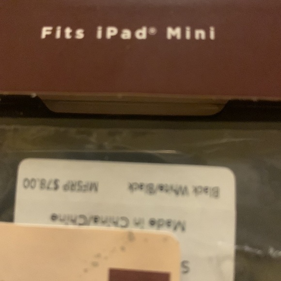 Coach black and white iPad mini cover new with tag opened for measuring 👀pics - Picture 4 of 8